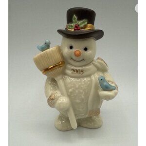Lenox Friendly Fellow 2005 Snowman Collection Figurine Broom Bird Holiday table